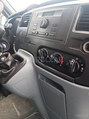 Ford Transit 2009, 280,000 km - 2.4 л - Bakı