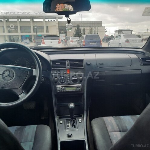 Mercedes C 200 1995, 300,000 km - 2.0 l - Sumqayıt