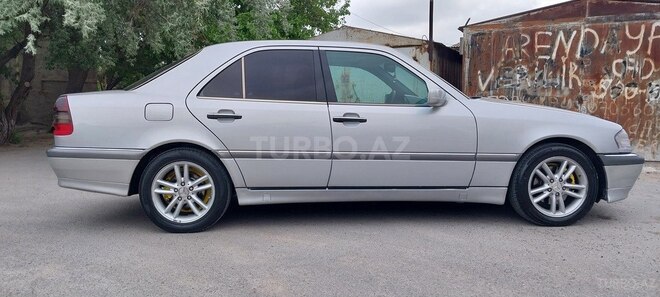 Mercedes C 230 1999, 184,000 km - 2.3 л - Bakı