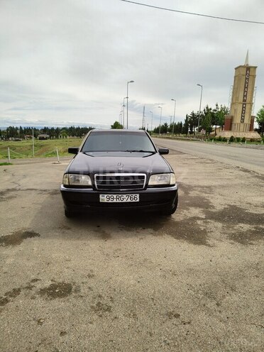 Mercedes C 180 1997, 410,000 km - 1.8 л - Qazax