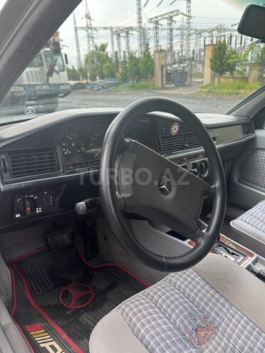 Mercedes 190 1990, 100,000 km - 2.0 л - Qəbələ
