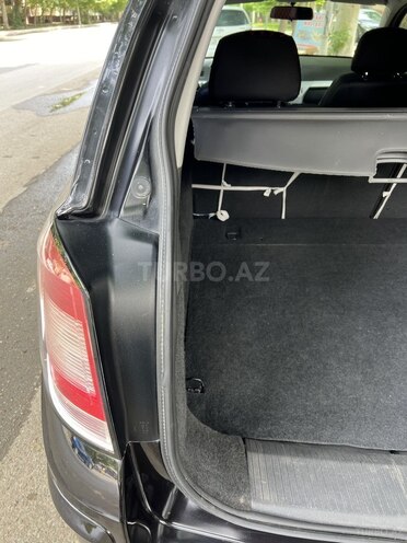 Opel Astra 2009, 226,400 km - 1.4 л - Mingəçevir