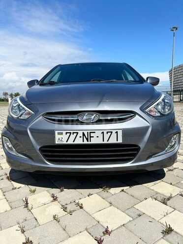 Hyundai Accent 2017, 82,501 km - 1.6 л - Bakı
