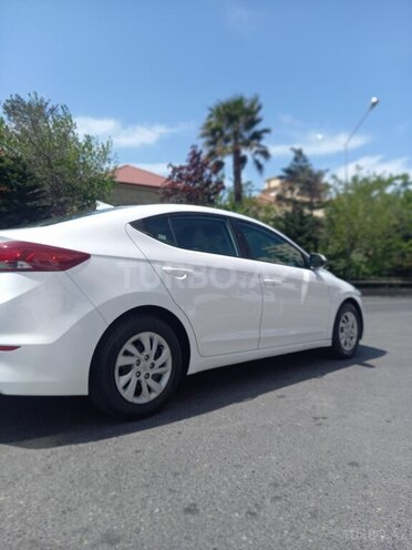 Hyundai Elantra 2016, 225,308 km - 2.0 л - Bakı