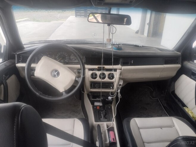 Mercedes 190 1990, 222,200 km - 2.6 l - Bakı