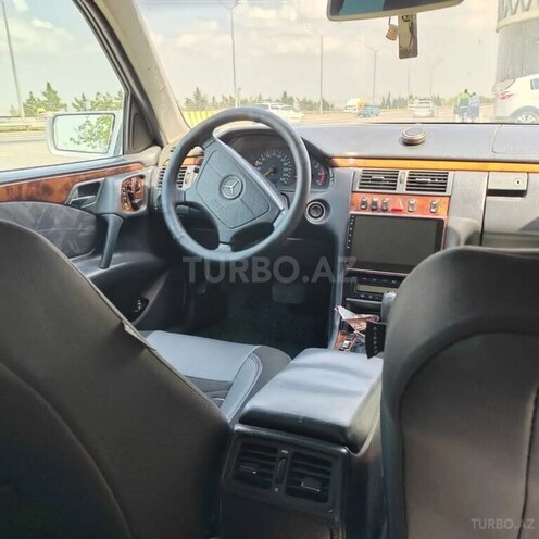 Mercedes E 220 d 1999, 417,852 km - 2.2 л - Kürdəmir