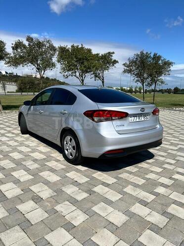 Kia Cerato 2017, 102,527 km - 2.0 л - Bakı