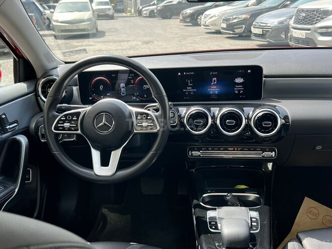 Mercedes A 200 2019, 64,000 km - 1.6 l - Bakı
