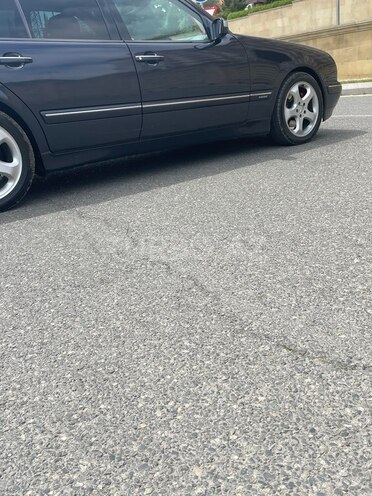 Mercedes E 280 1999, 293,000 km - 2.8 l - Bakı