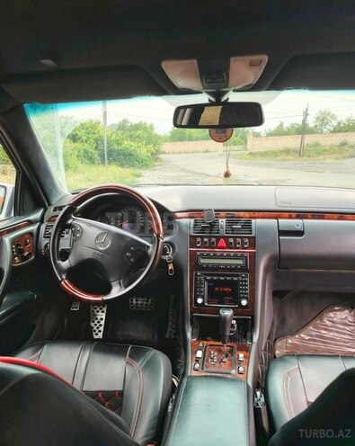 Mercedes E 270 2000, 500,000 km - 2.7 l - Bərdə
