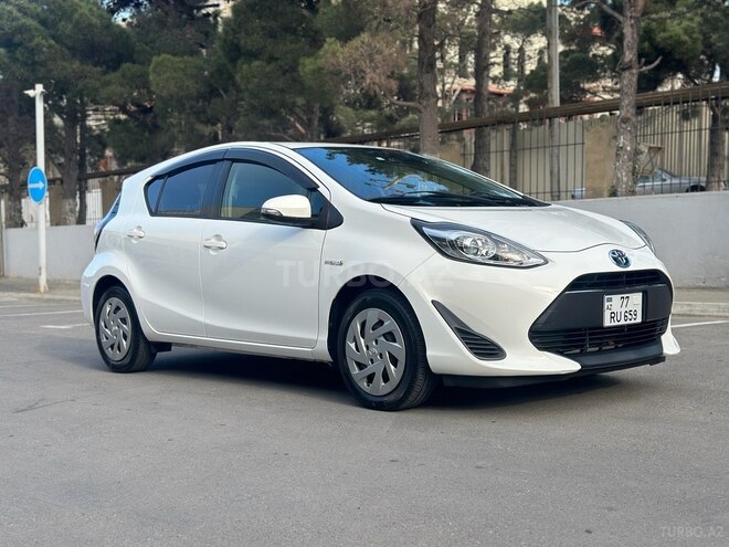 Toyota Aqua 2017, 92,400 km - 1.5 l - Bakı