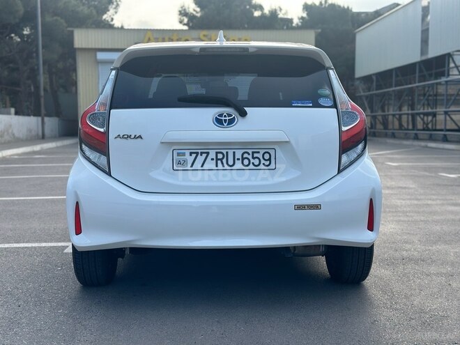 Toyota Aqua 2017, 92,400 km - 1.5 l - Bakı