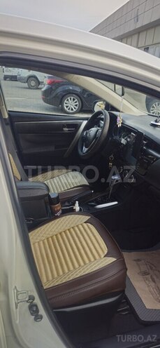 Toyota Corolla 2014, 240,000 km - 1.6 л - Bakı