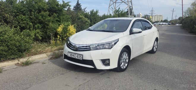 Toyota Corolla 2014, 240,000 km - 1.6 л - Bakı