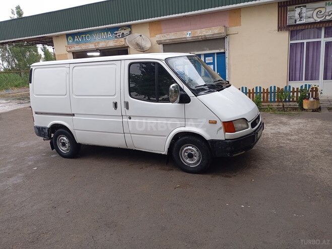 Ford Transit 1999, 441,480 km - 2.5 l - Salyan