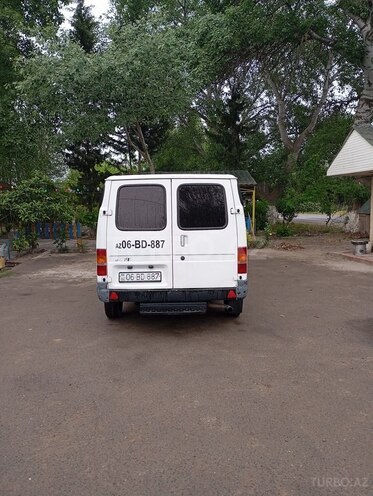 Ford Transit 1999, 441,480 km - 2.5 l - Salyan