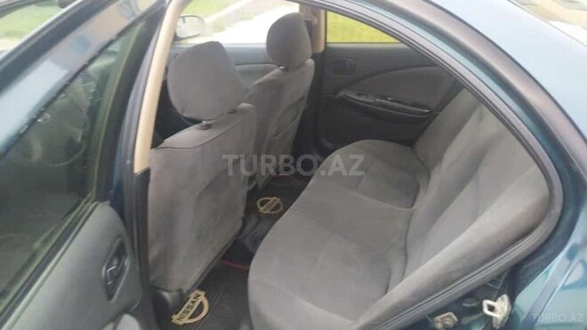 Nissan Sunny 2004, 450,000 km - 1.6 l - Bakı