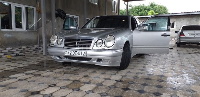 Mercedes E 200 1996, 930,000 km - 2.0 л - Masallı