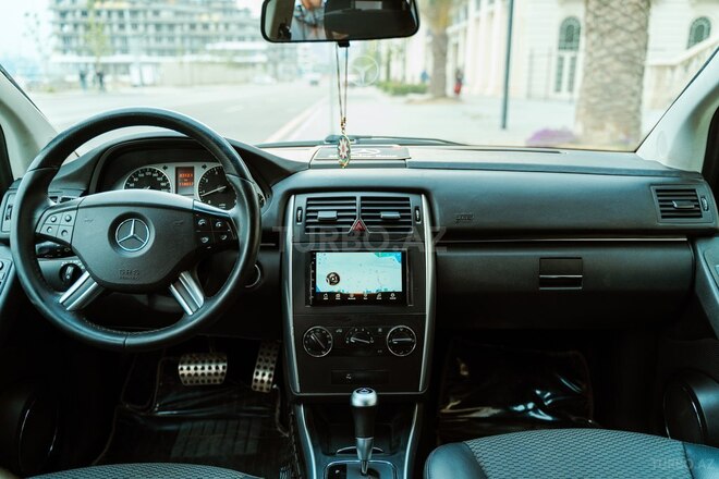 Mercedes B 180 2010, 118,000 km - 1.7 l - Bakı