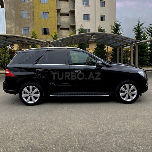 Mercedes ML 300 2014, 159,000 km - 3.5 л - Quba
