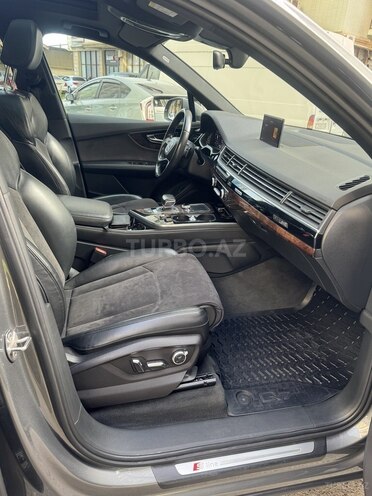 Audi Q7 2015, 170,000 km - 3.0 l - Bakı