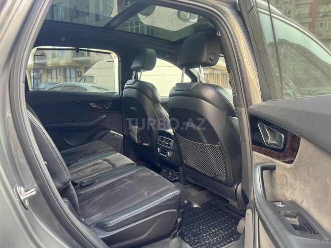 Audi Q7 2015, 170,000 km - 3.0 l - Bakı