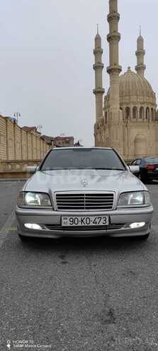 Mercedes C 220 1999, 300,000 km - 2.2 л - Bakı