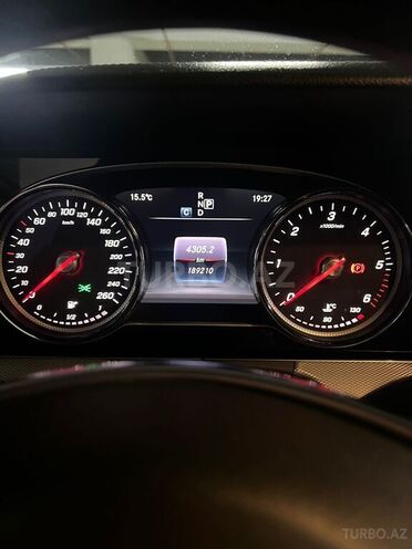 Mercedes E 220 d 2016, 189,000 km - 2.0 л - Bakı