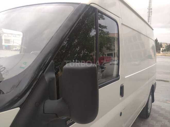 Ford Transit 2001, 391,000 km - 2.4 l - Quba