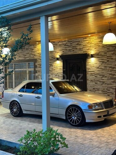 Mercedes C 230 1998, 260,000 km - 2.3 l - Bakı
