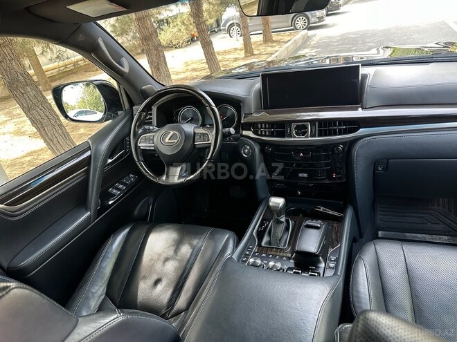 Lexus LX 450d