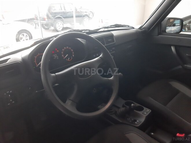 LADA (VAZ) Niva 2023, 5,450 km - 1.7 l - Bakı