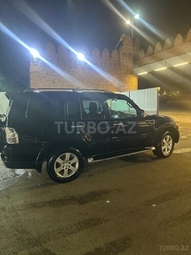 Mitsubishi Pajero 2007, 350,000 km - 3.8 l - Gəncə