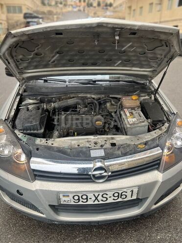 Opel Astra 2006, 298,000 km - 1.4 l - Bakı