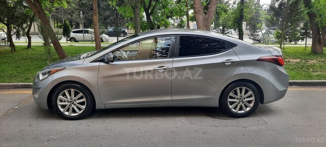 Hyundai Elantra 2015, 110,000 km - 1.8 l - Bakı