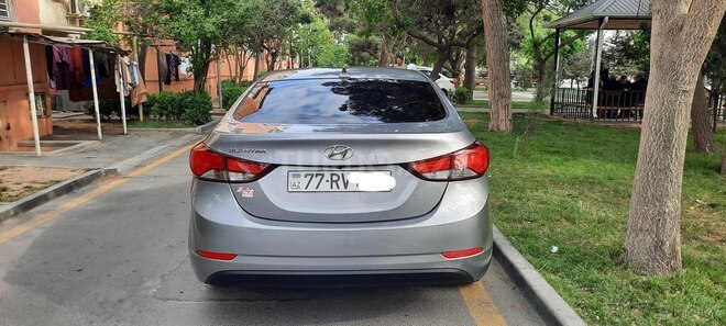 Hyundai Elantra 2015, 110,000 km - 1.8 l - Bakı