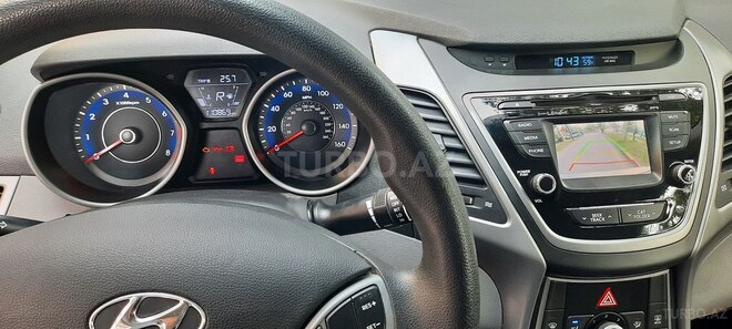 Hyundai Elantra 2015, 110,000 km - 1.8 l - Bakı