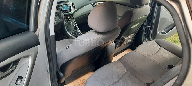 Hyundai Elantra 2015, 110,000 km - 1.8 l - Bakı