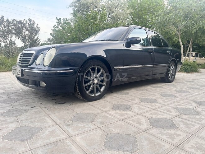 Mercedes E 270 2001, 510,000 km - 2.7 l - Salyan