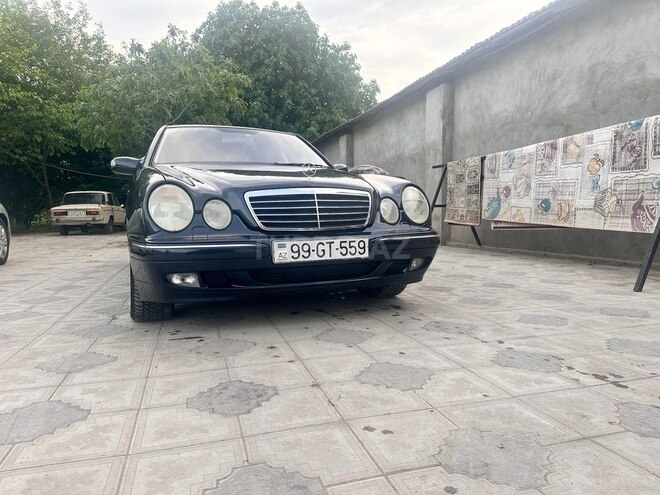 Mercedes E 270 2001, 510,000 km - 2.7 l - Salyan