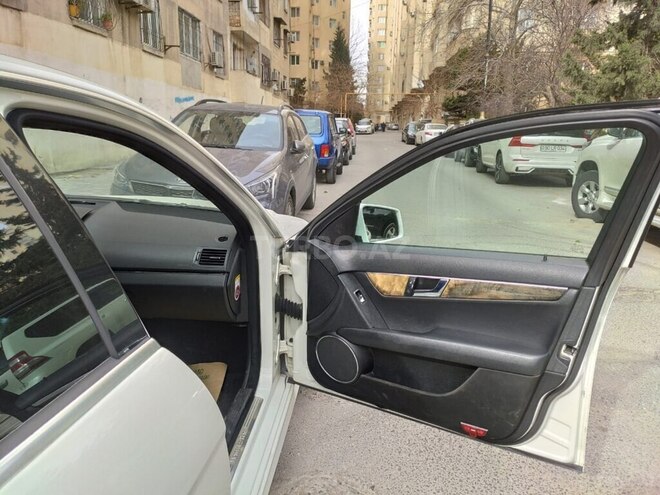 Mercedes C 250 2008, 395,000 km - 2.5 l - Bakı