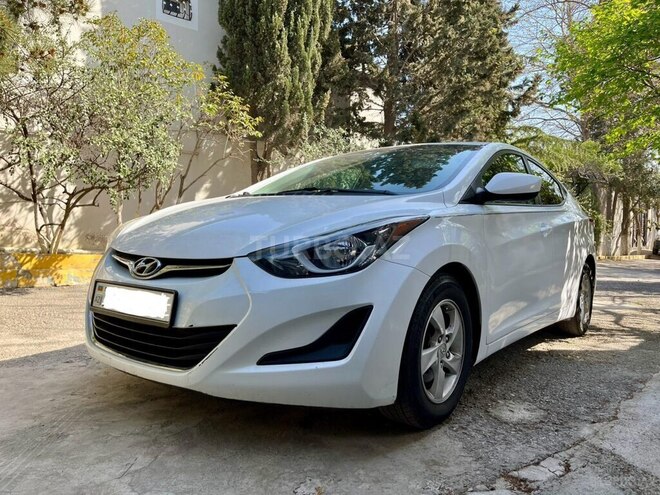 Hyundai Elantra 2015, 70,000 km - 1.8 л - Xırdalan