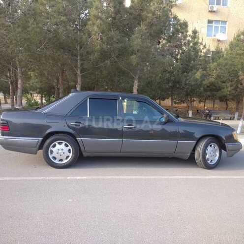 Mercedes E 200 1994, 318,755 km - 2.0 л - Bakı