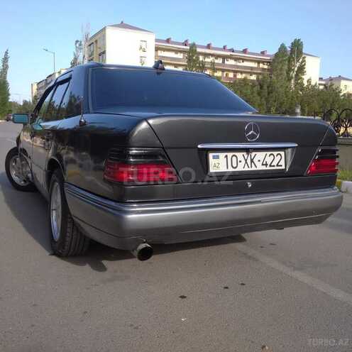 Mercedes E 200 1994, 318,755 km - 2.0 л - Bakı