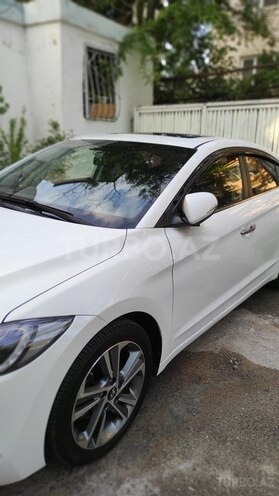 Hyundai Elantra 2016, 180,000 km - 1.6 l - Bakı