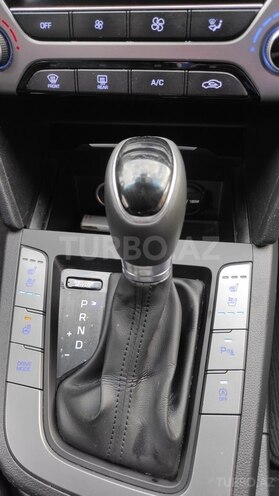 Hyundai Elantra 2016, 180,000 km - 1.6 l - Bakı