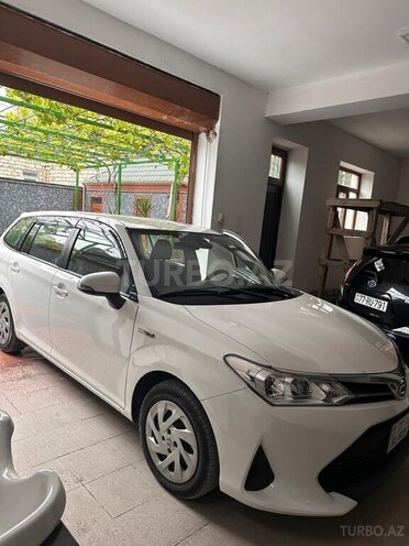 Toyota Corolla Fielder 2018, 149,500 km - 1.5 л - Bakı