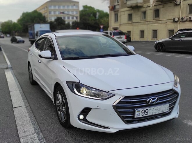 Hyundai Elantra 2016, 180,000 km - 1.6 l - Bakı