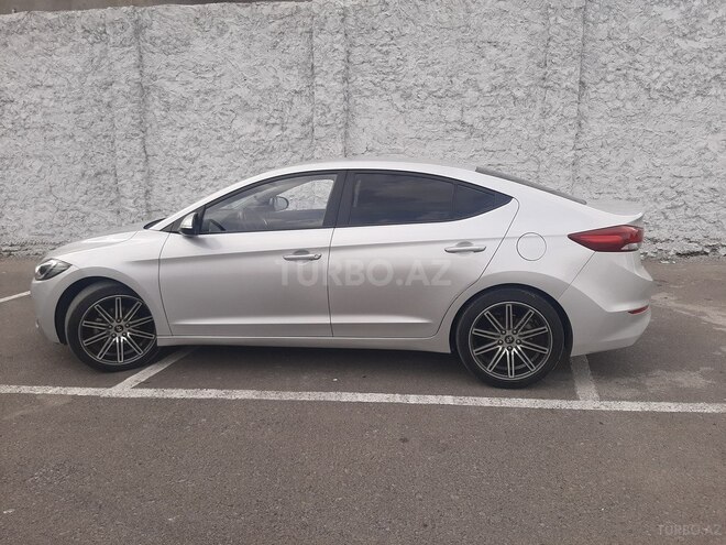 Hyundai Avante 2016, 60,500 km - 1.6 l - Göyçay