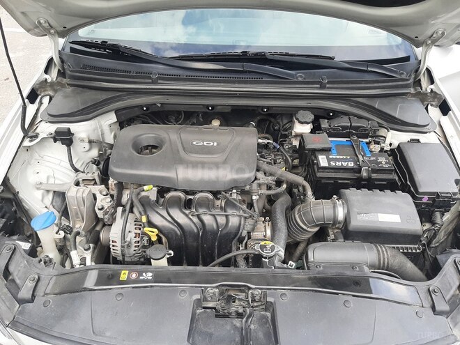 Hyundai Avante 2016, 60,500 km - 1.6 l - Göyçay